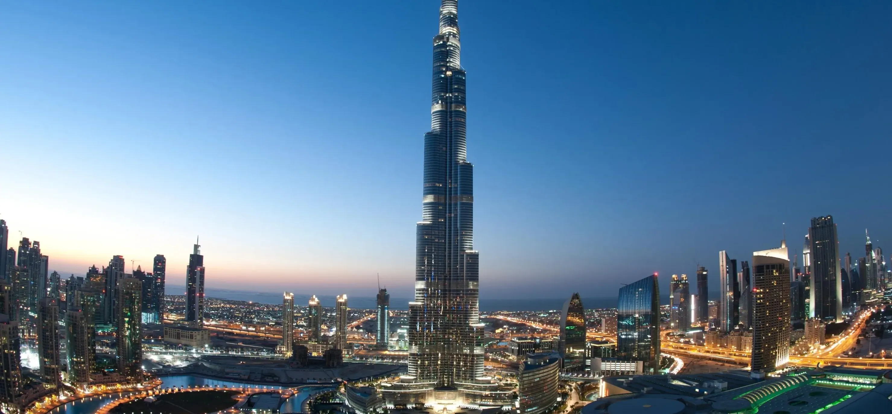 Dubai ve Abu Dabi İkonları Şehir Turları Dahil